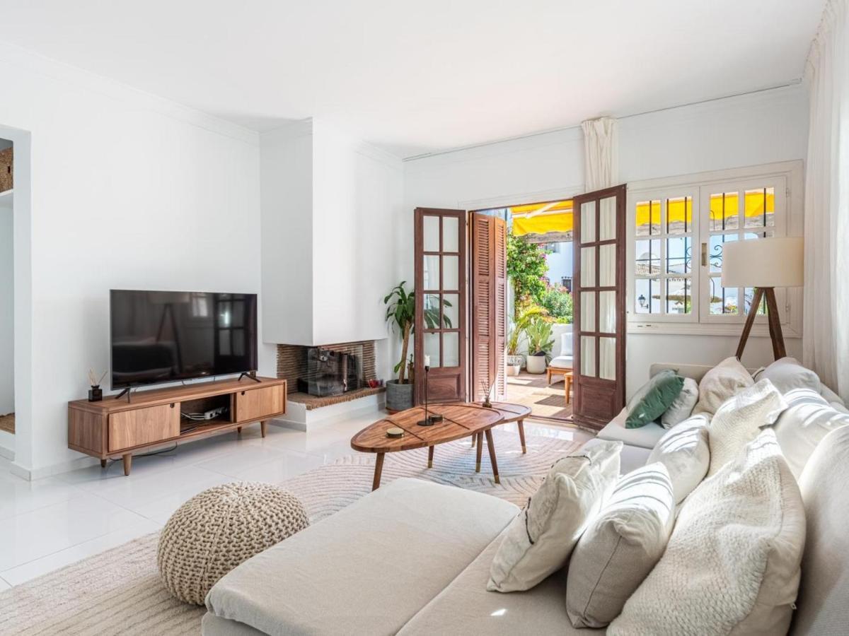 Aldea Blanca 20, 2 Bedroom * Marbella